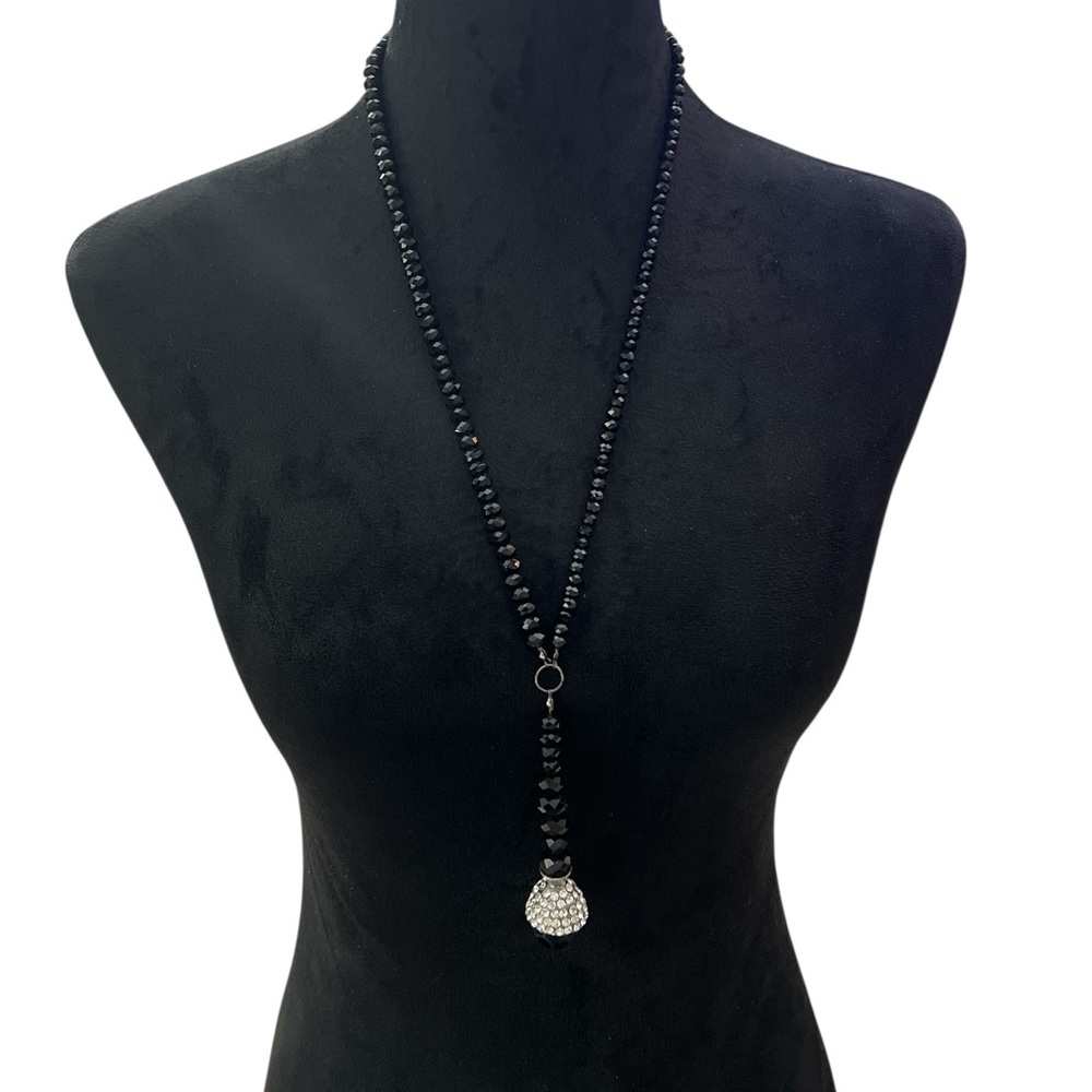 Elegant Black Beaded Necklace with Silver Rhinestone Pendant